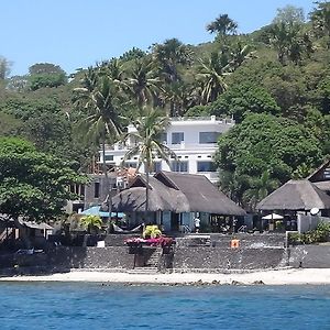 Casa Bahia Dive Resort Мабини Exterior photo