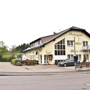 Pfaelzer Stuben Hotel Ландщул Exterior photo