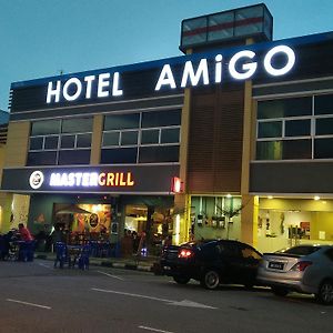 Amigo Hotel Сери Искандар Exterior photo