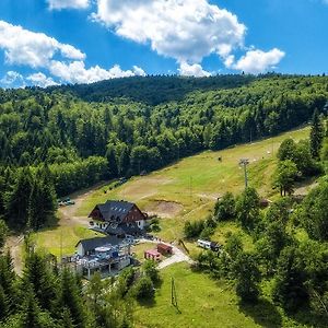 Pokoje Na Stoku Czarny Gron Hotel Пржеки Exterior photo