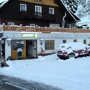 Gasthaus Luggwirt Hotel Gnesau Exterior photo