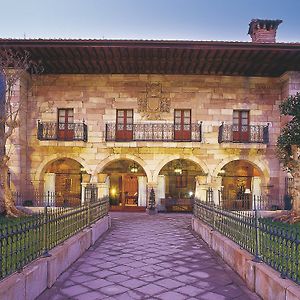 Hotel Palacio Guevara Treceño Exterior photo