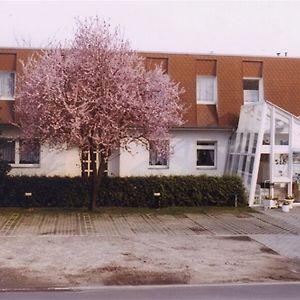 Hotel Annablick Щраусберг Exterior photo