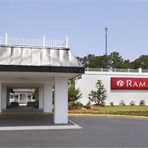 Ramada - Флорънс Exterior photo