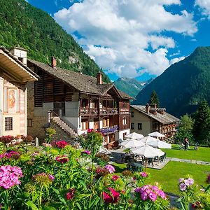 Albergo Montagna Di Luce Аланя Валсесия Exterior photo