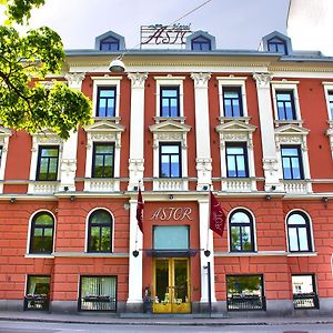 Hotel Astor Вааса Exterior photo