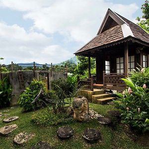 Baan Kaew Mongkorn Hotel Чиангмай Exterior photo