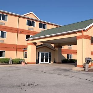 Commodore Perry Inn & Suites Порт Клинтън Exterior photo