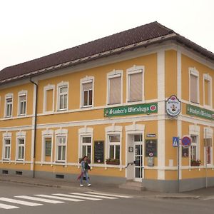 Stadtschenke Филах Exterior photo