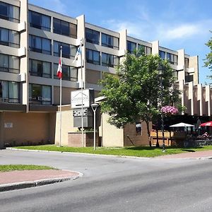 Greenwood Inn & Suites Корнър Брук Exterior photo