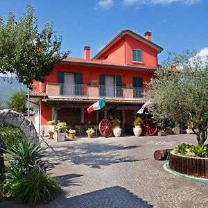 Azienda Agrituristica Pericle Guest House Монтела Exterior photo