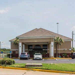 Quality Inn & Suites Near Coliseum And Hwy 231 North Монтгомъри Exterior photo