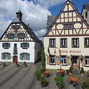 Hotel Zur Schloss-Schenke Нойвиед Exterior photo