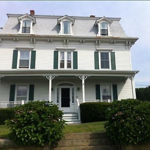 Langworthy Farm Bed & Breakfast Bed & Breakfast Уестърли Exterior photo