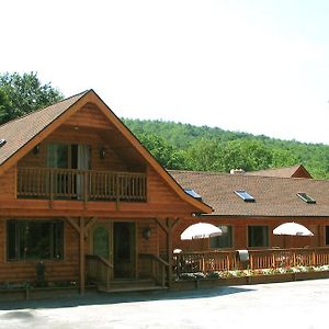 Xenia Lodge Хънтър Exterior photo