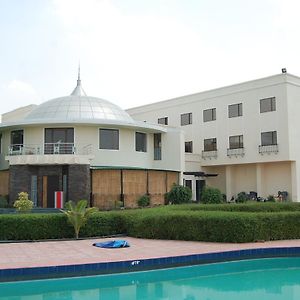 The Palm Resort Bhīlwāra Exterior photo