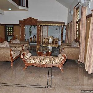Suvarna Luxury Home Stay Мисор Exterior photo
