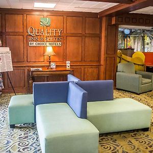 Quality Inn & Suites Rainwater Park Сандъски Interior photo