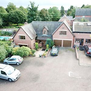 Castle Farmhouse Bed And Breakfast Glenfield Exterior photo