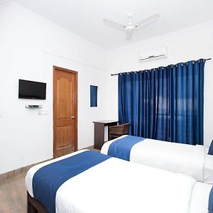 Oyo 10822 Hotel Airport Comfort Бангалор Exterior photo