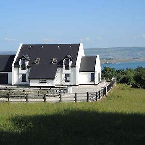 On The Rocks B&B Грийнкасъл Exterior photo