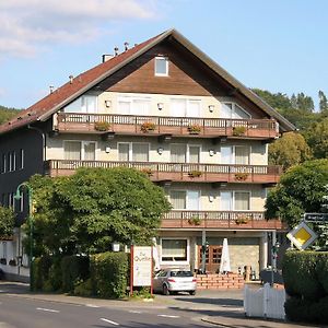 Gasthaus Zur Quelle Hotel Бад Мариенберг Exterior photo