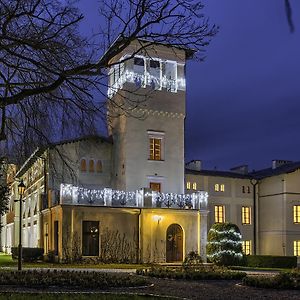 Palac Klanino Hotel Wierzchucino Exterior photo