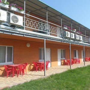 Zolotoy Bereg Hotel Затока Exterior photo