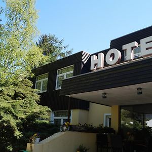 Hotel Forsthaus St. Hubertus Groß Grönau Exterior photo