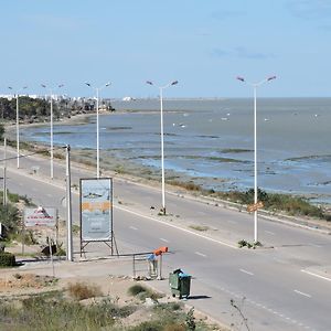 Al Baraka Hotel Fafou Exterior photo