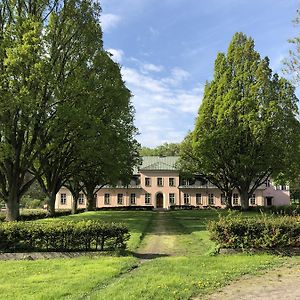 Dworek Bielin Hotel Exterior photo