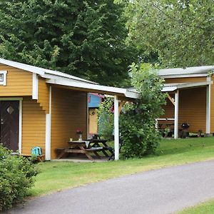 Bjorkbackens Stugby - Campground Hotel Вимерби Exterior photo