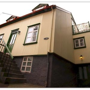 Grettir Guesthouse Рейкявик Exterior photo