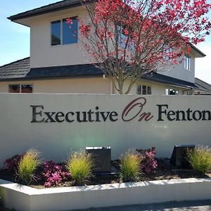 Executive On Fenton Motel Роторуа Exterior photo