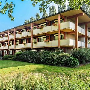 Campanile Hotel & Restaurant Леуварден Exterior photo