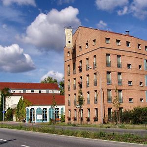 Albergo Hotel Schönefeld Exterior photo