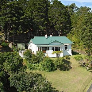 Kauri Nest Bed & Breakfast Уангарей Exterior photo