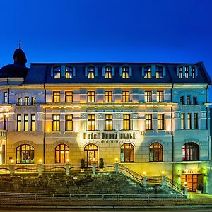 Boutique Hotel Dubna Skala Жилина Exterior photo