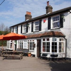 The Crown At Radnage Hotel Exterior photo