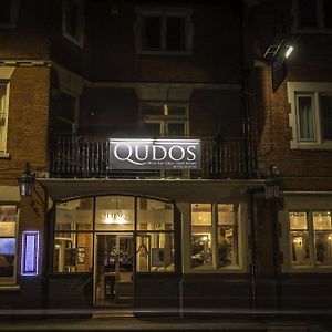 Qudos Hotel Солсбъри Exterior photo