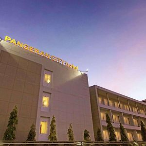 Hotel Pangeran City Паданг Exterior photo