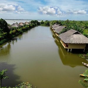 Mekong Riverside Boutique Resort & Spa Кай Бе Exterior photo