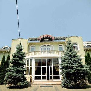 Pension La Cupola Hotel Târgu-Mureş Exterior photo