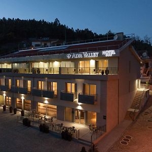 Alva Valley Hotel Оливейра ду Оспитал Exterior photo
