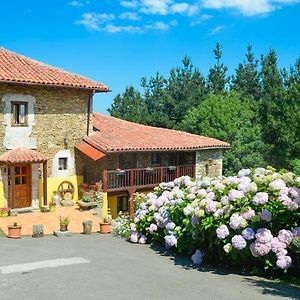 La Asturxana Guest House Malleza Exterior photo