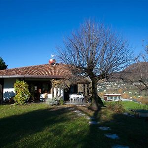 Villa Il Castagno Castiglione dʼIntelvi Exterior photo