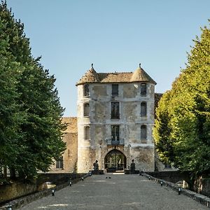 Chateau De Villiers-Le-Mahieu Hotel Exterior photo