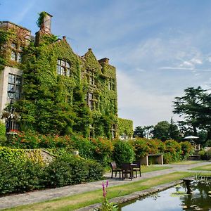 Pennyhill Park Hotel And Spa Багшот Exterior photo