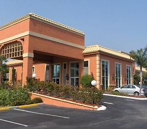 Econo Lodge Inn & Suites Ню Порт Ричи Exterior photo