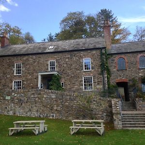 The Farmhouse At Bodnant Welsh Food Bed & Breakfast Конуи Exterior photo